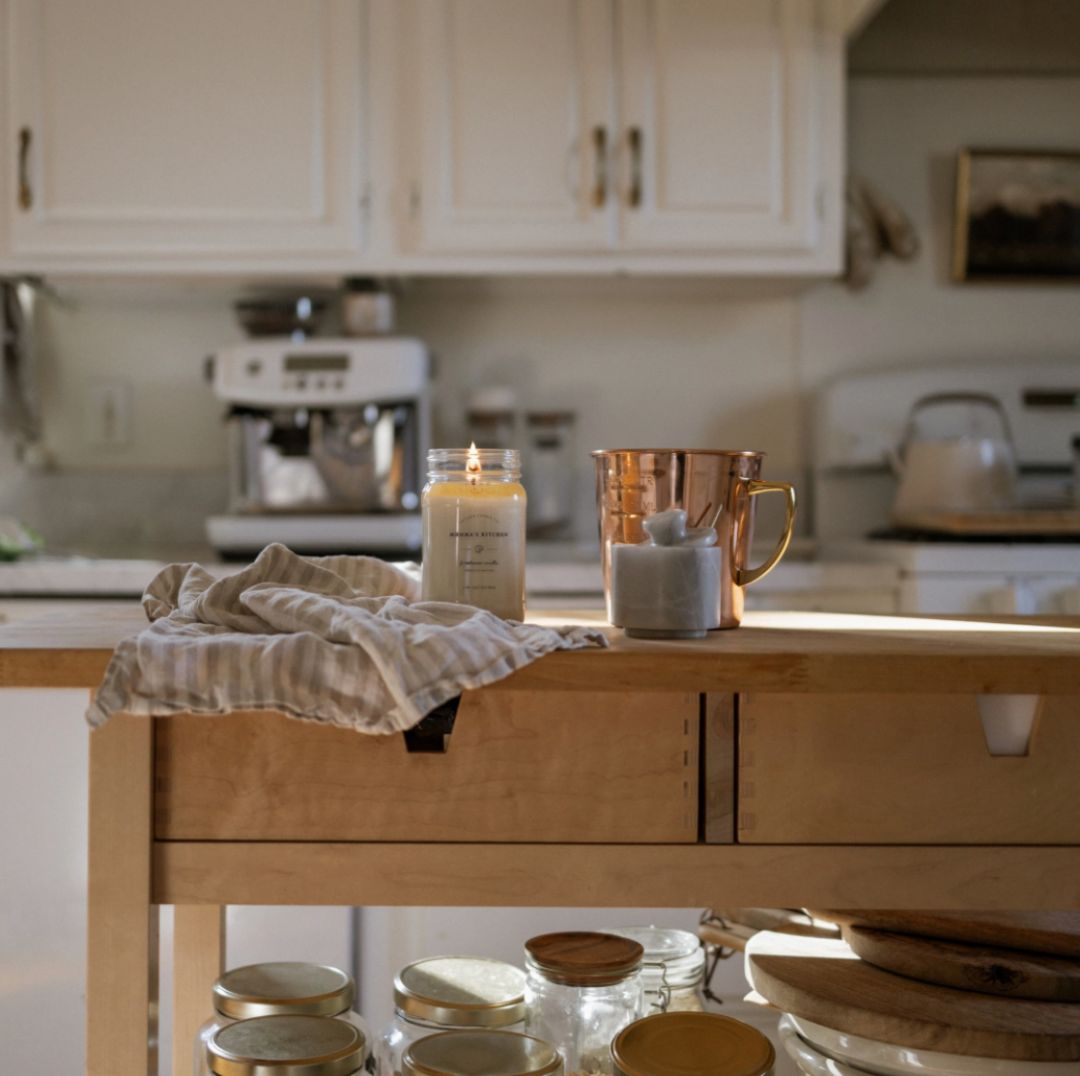 Momma's Kitchen Antique Candle, 16 oz.