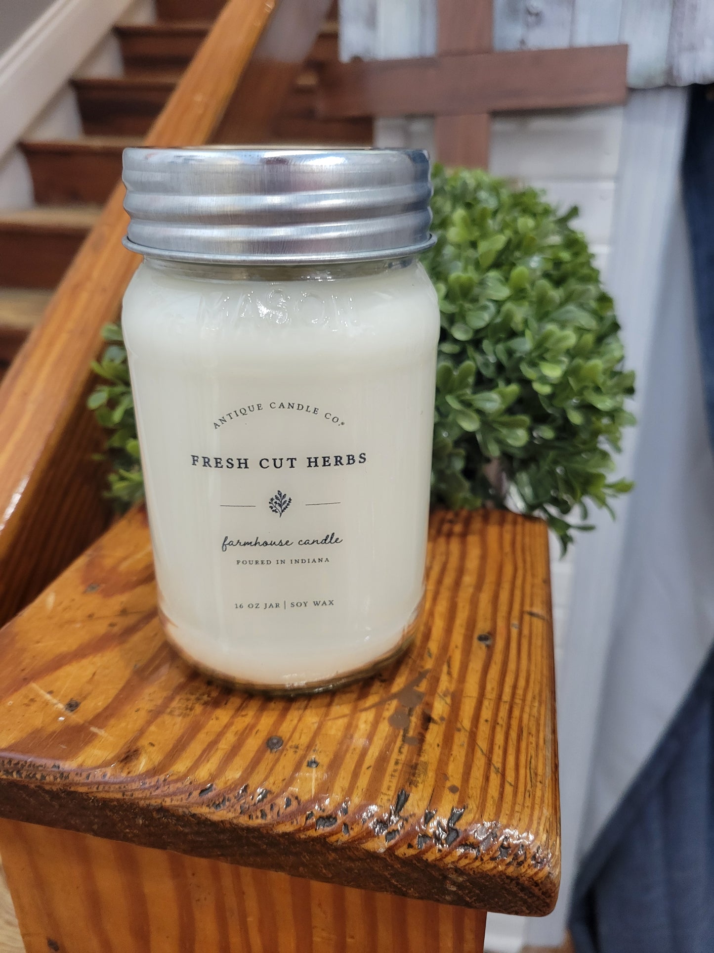 Farmhouse Candle Fresh Cut Herbs